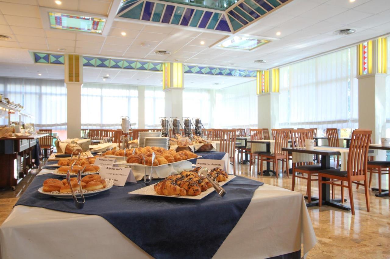 Continental B&B City Hotel Bibione Exterior photo