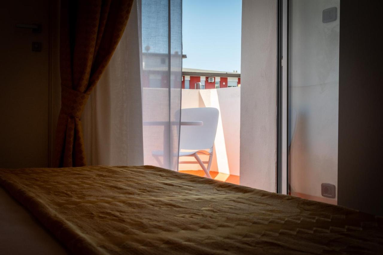 Continental B&B City Hotel Bibione Exterior photo