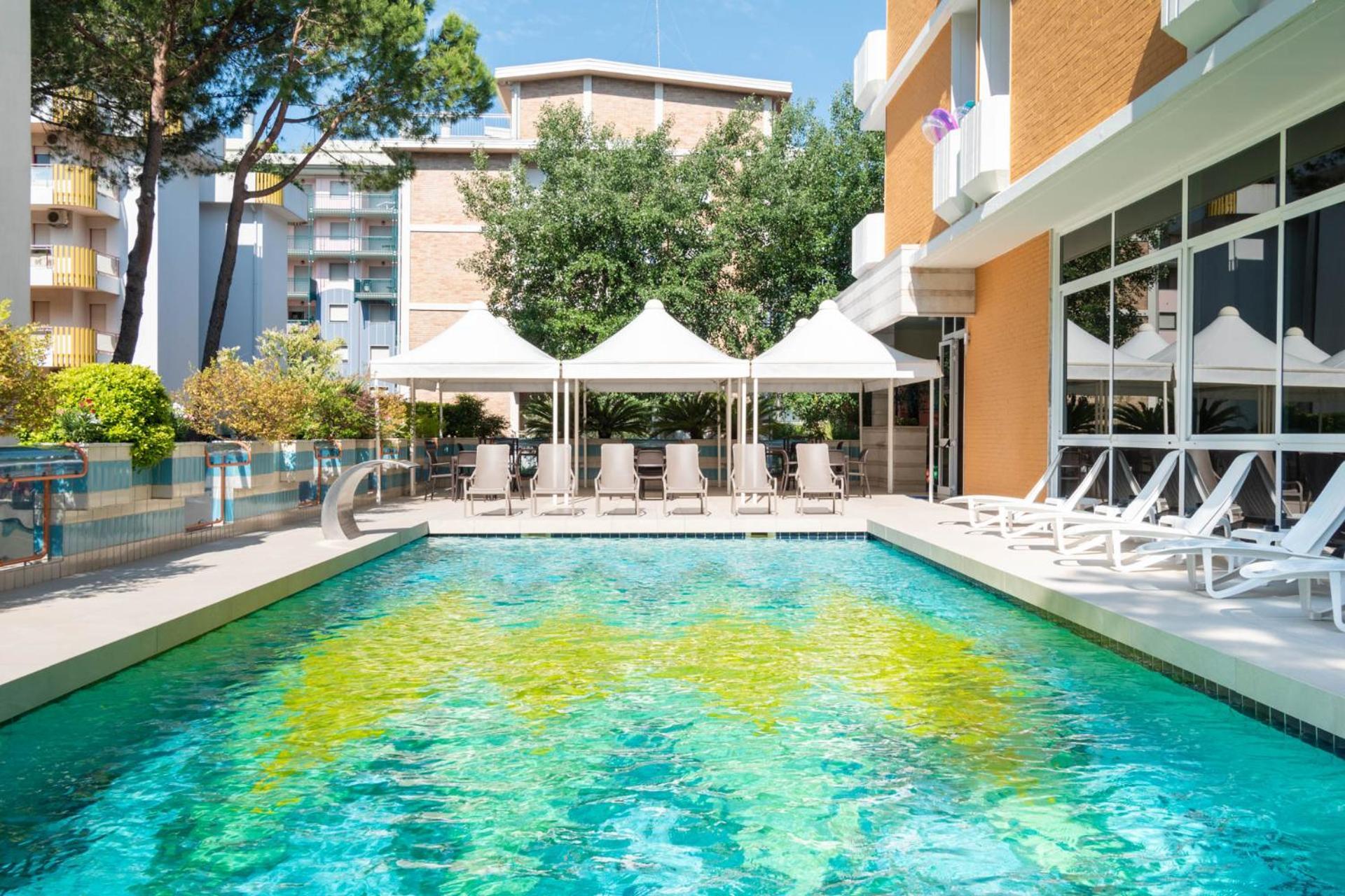 Continental B&B City Hotel Bibione Exterior photo