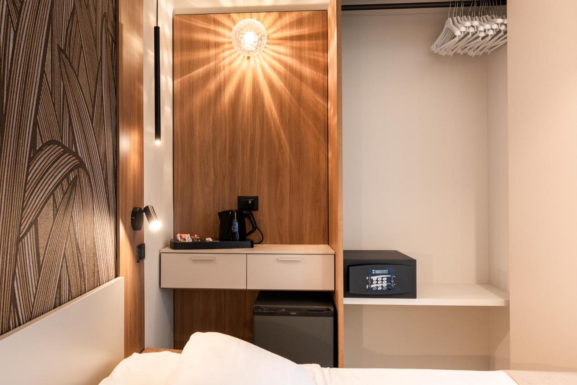 Continental B&B City Hotel Bibione Room photo