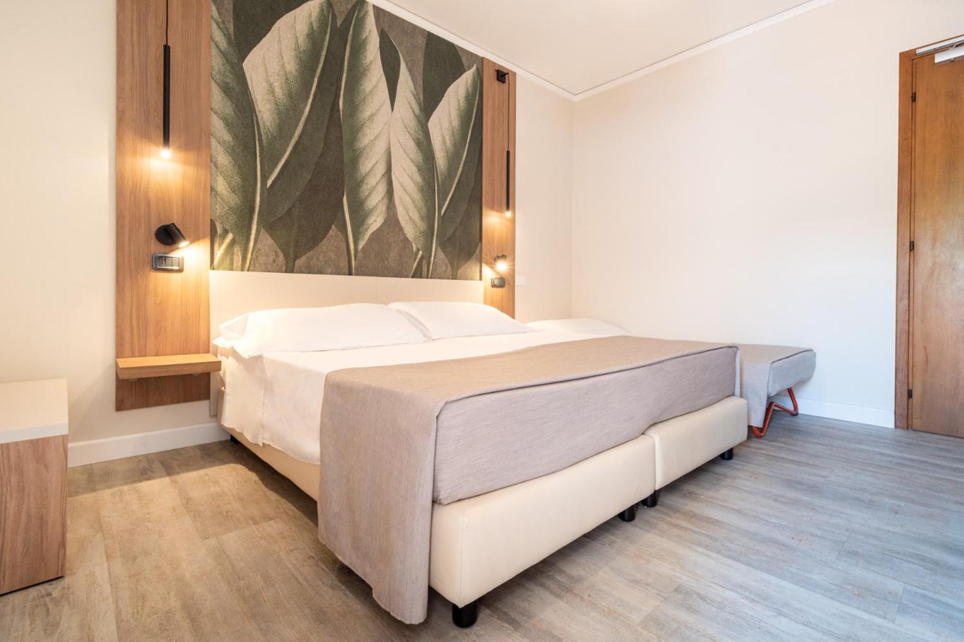 Continental B&B City Hotel Bibione Room photo